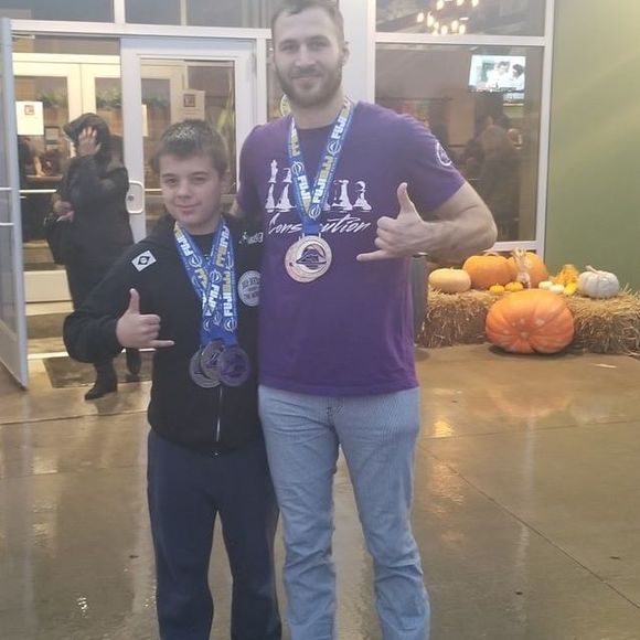 Meet your Posher, Travis - Picture 1 of 1